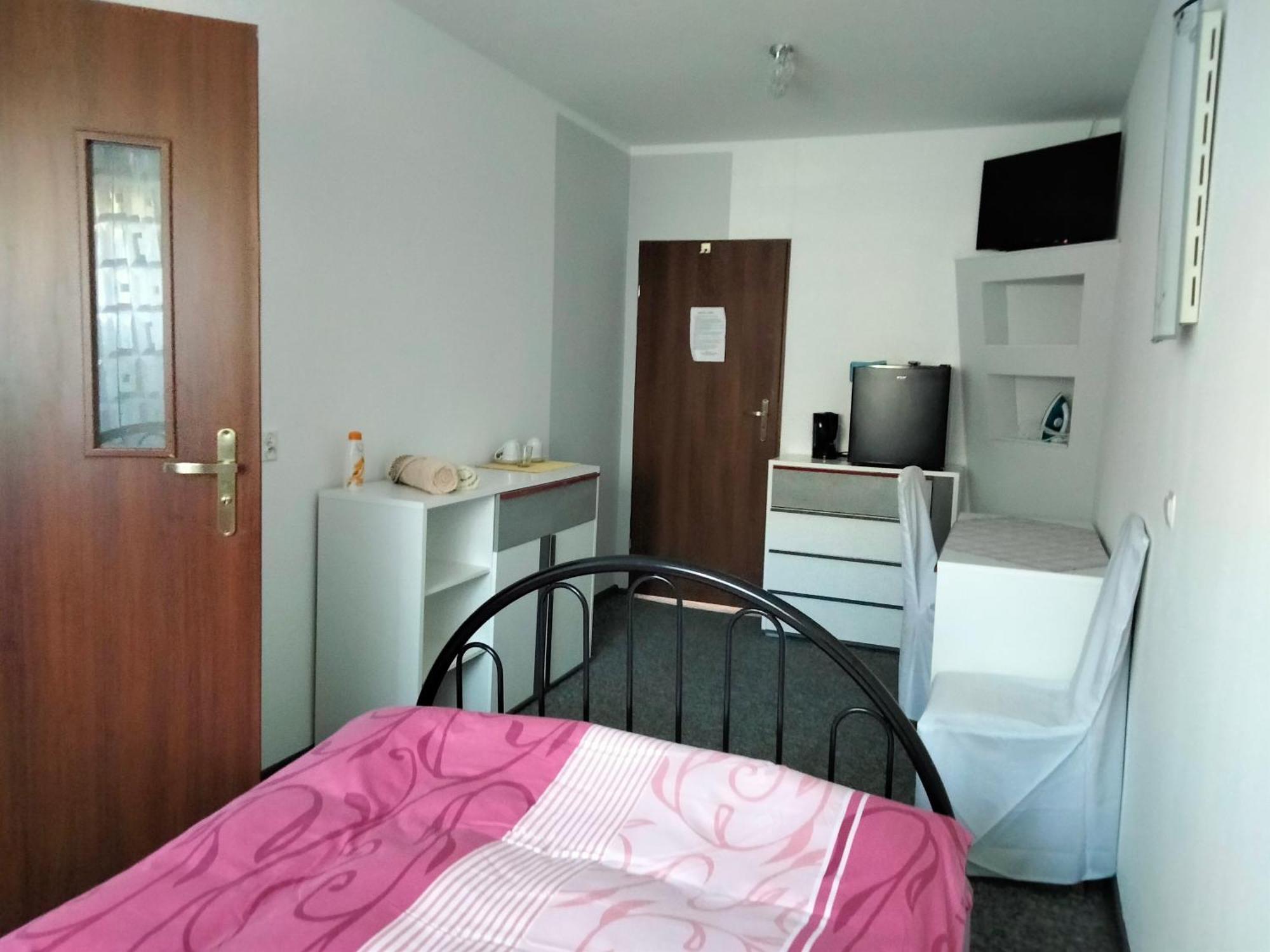 Pod Piramida Villa Ługniany Szoba fotó
